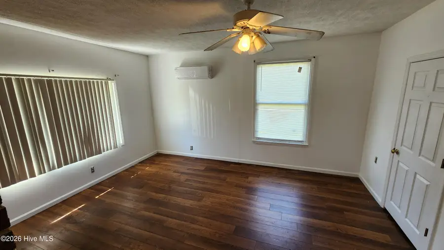 322 W Columbus Street, Whiteville, NC 28472 - #3