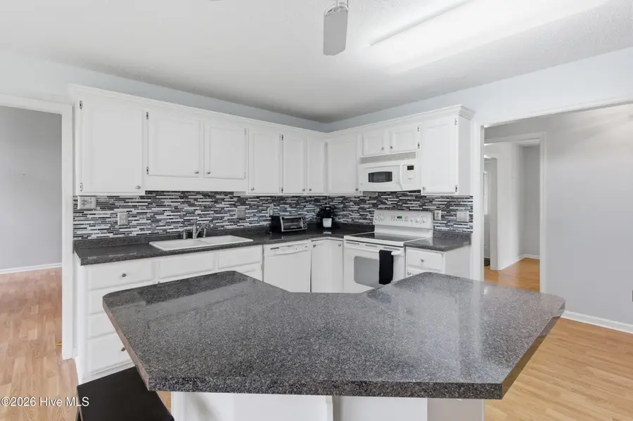 89 Shoreline Drive, New Bern, NC 28562 - #3