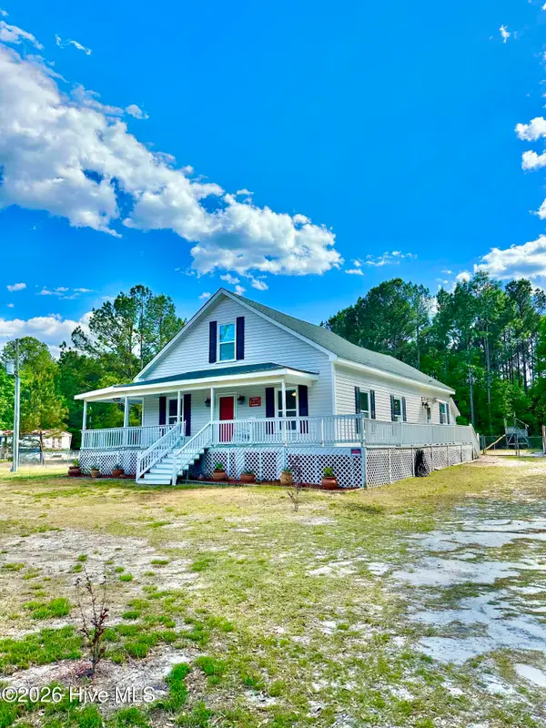 588 Lightwood Knot Road, Kelly, NC 28448