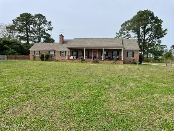 6135 Nc-222, Stantonsburg, NC 27883