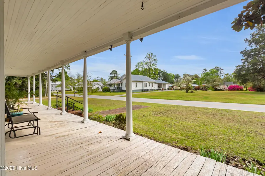 308 Pollock Street, Pollocksville, NC 28573 - #2