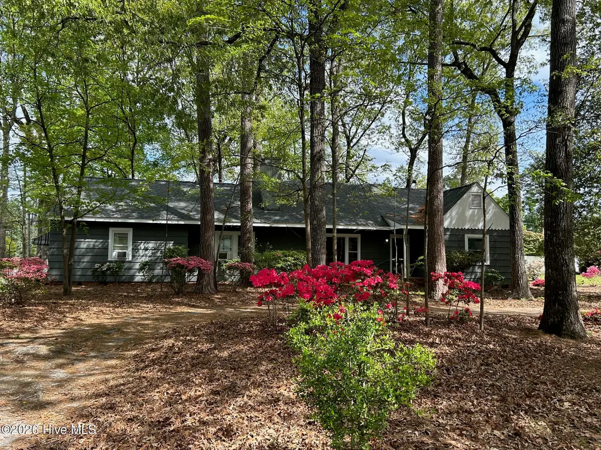 1800 Forest Hill Drive, Greenville, NC 27858 - #1