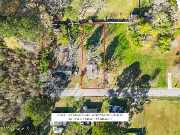 38 Leggett Street, Lumberton, NC 28358