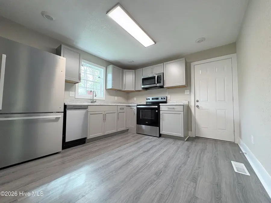 1111 Wood Street, Elizabeth City, NC 27909 - #3