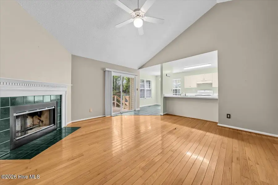 118 Kensington Way, Aberdeen, NC 28315 - #3