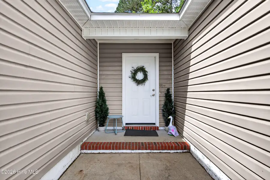 300 Parkwood Drive, Jacksonville, NC 28546 - #3