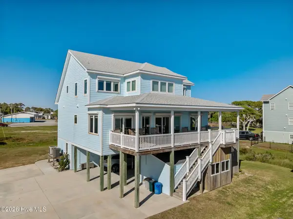 117 Sandfiddler Lane, Harkers Island, NC 28531