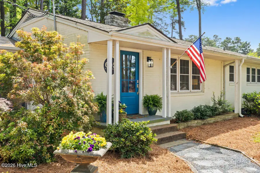 605 S May Street, Southern Pines, NC 28387 - #2
