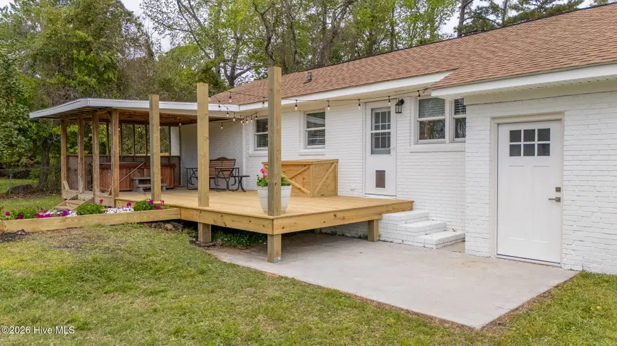 213 Russell Street, Beaufort, NC 28516 - #3