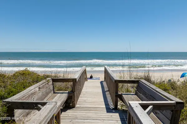 3976 Island Drive, North Topsail Beach, NC 28460