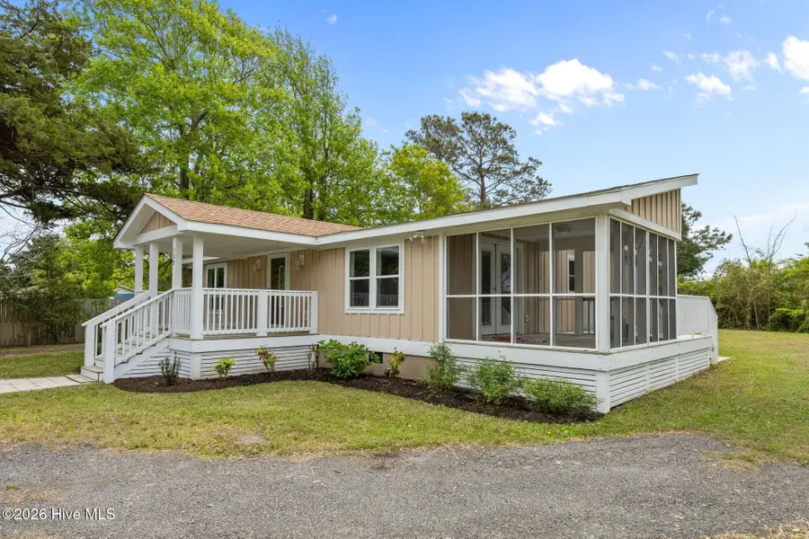 108 Park Avenue, Beaufort, NC 28516 - #2