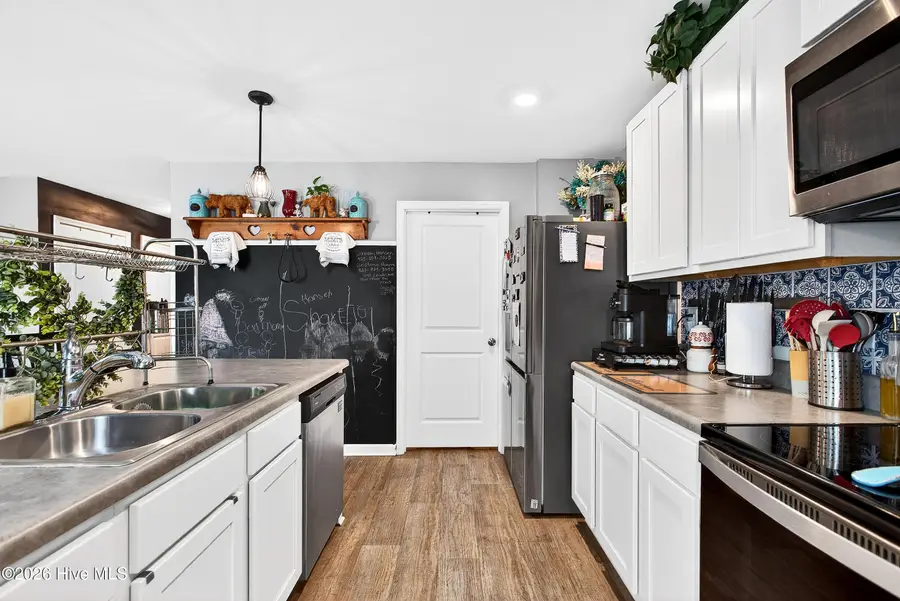 1139 Carteret Manor Drive, Jacksonville, NC 28546 - #2