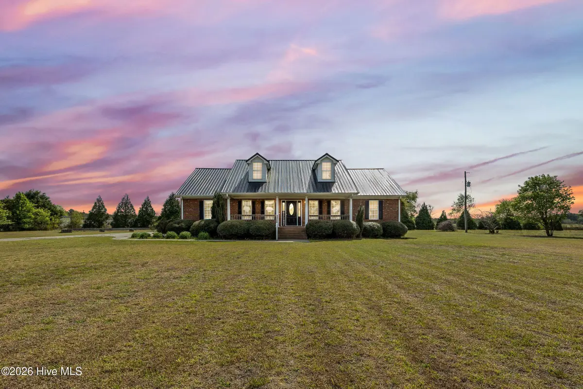 3032 S Nc 50 Highway, Beulaville, NC 28518 - #1