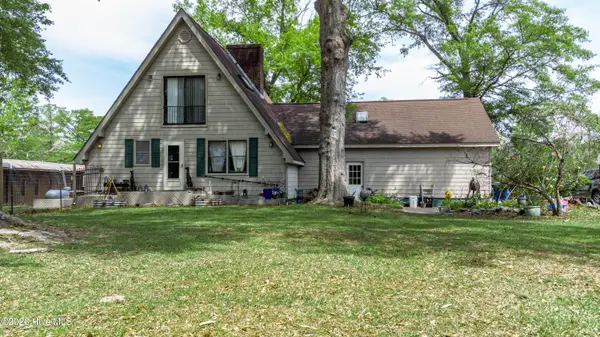 6655 Clarks Neck Road, Washington, NC 27889