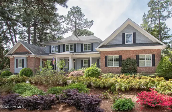 60 Oak Meadow Road, Pinehurst, NC 28374