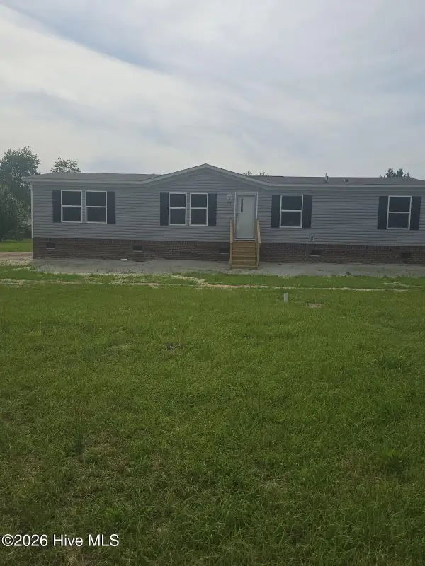 66 Turkey Creek Road, Rocky Point, NC 28457