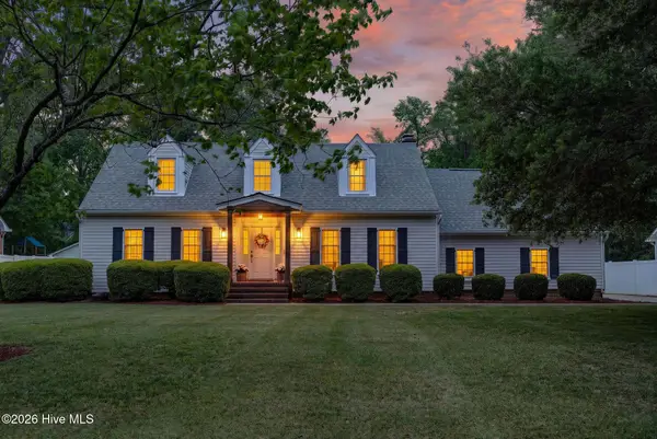 310 Foxhall Court, Wilmington, NC 28412