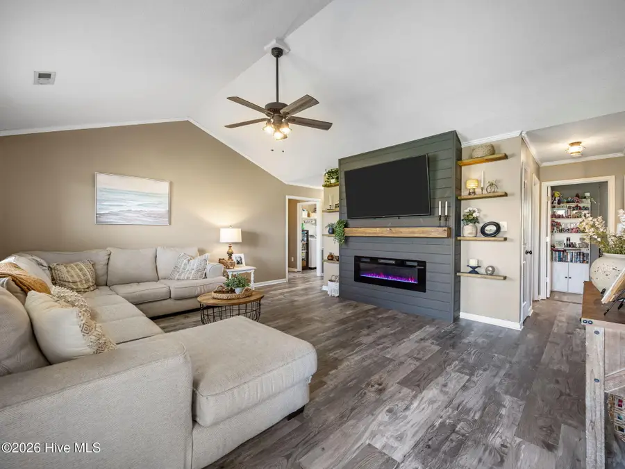 108 High Cottage Lane, Richlands, NC 28574 - #3