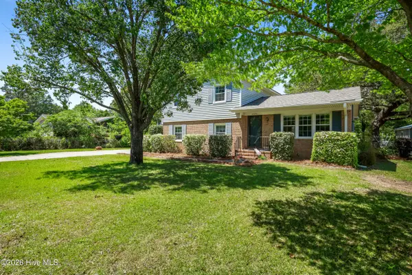 4925 Pleasant Oaks Drive, Wilmington, NC 28412