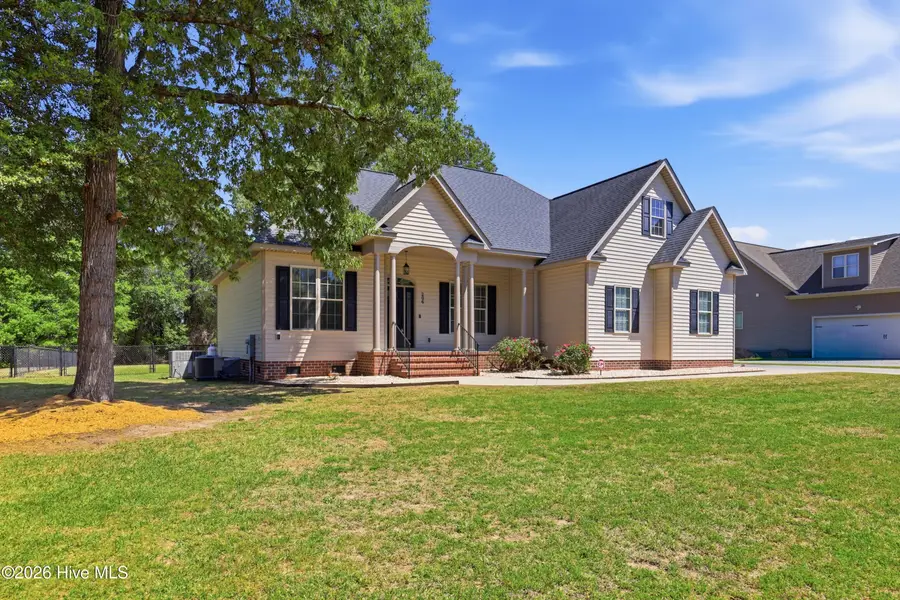 206 Laurel Drive, Pikeville, NC 27863 - #3