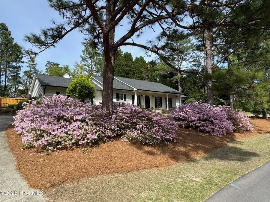 8 Surry Circle Drive N, Pinehurst, NC 28374 - #2