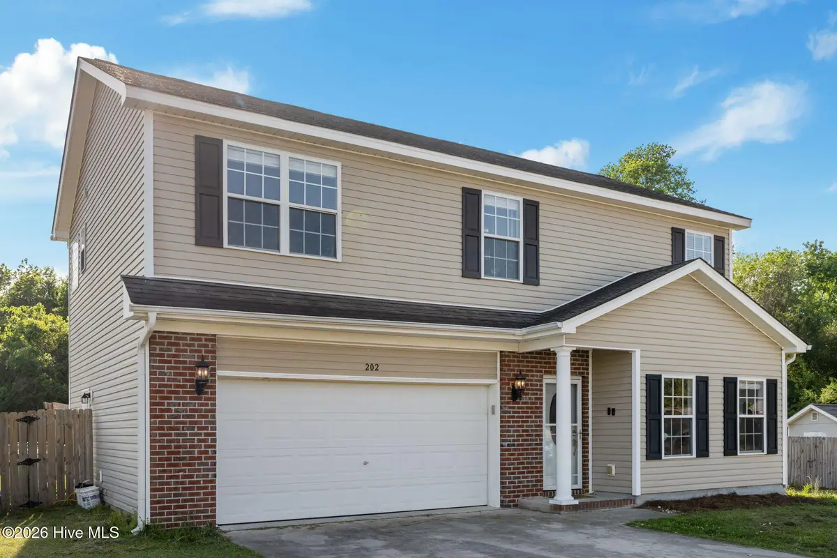 202 Bonanza Drive, Richlands, NC 28574 - #1