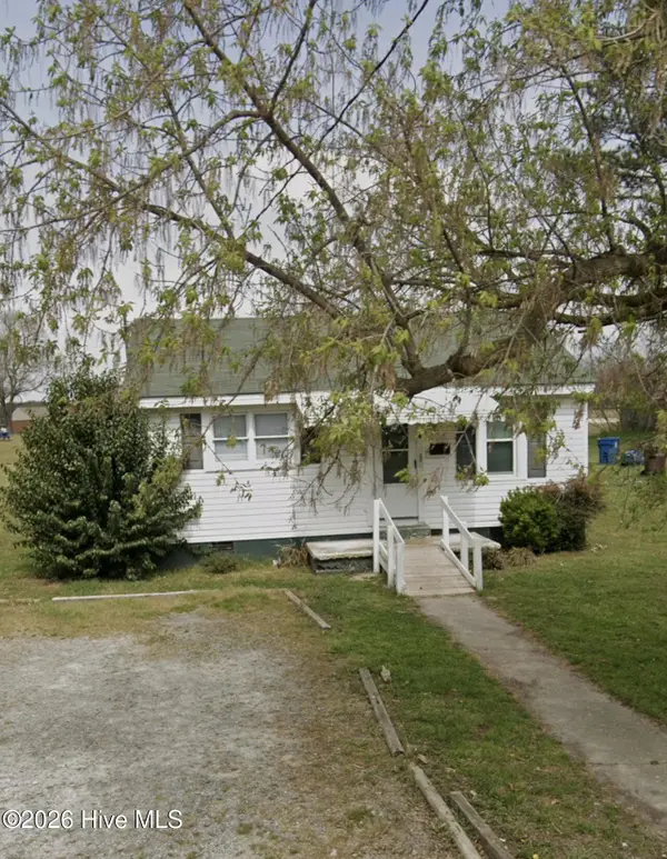 911 E Harnett Street, Dunn, NC 28334