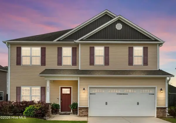 203 Sailor Street, Sneads Ferry, NC 28460