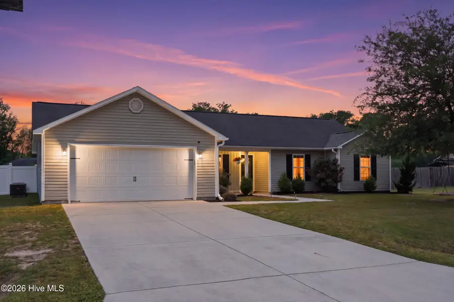 302 Tuscan Court, Richlands, NC 28574 - #2