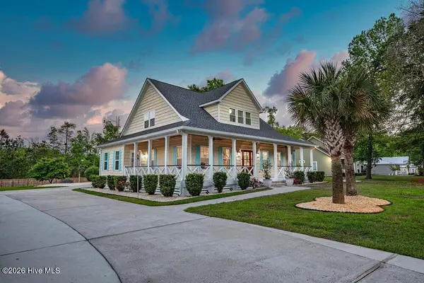 353 Washington Acres Road, Hampstead, NC 28443