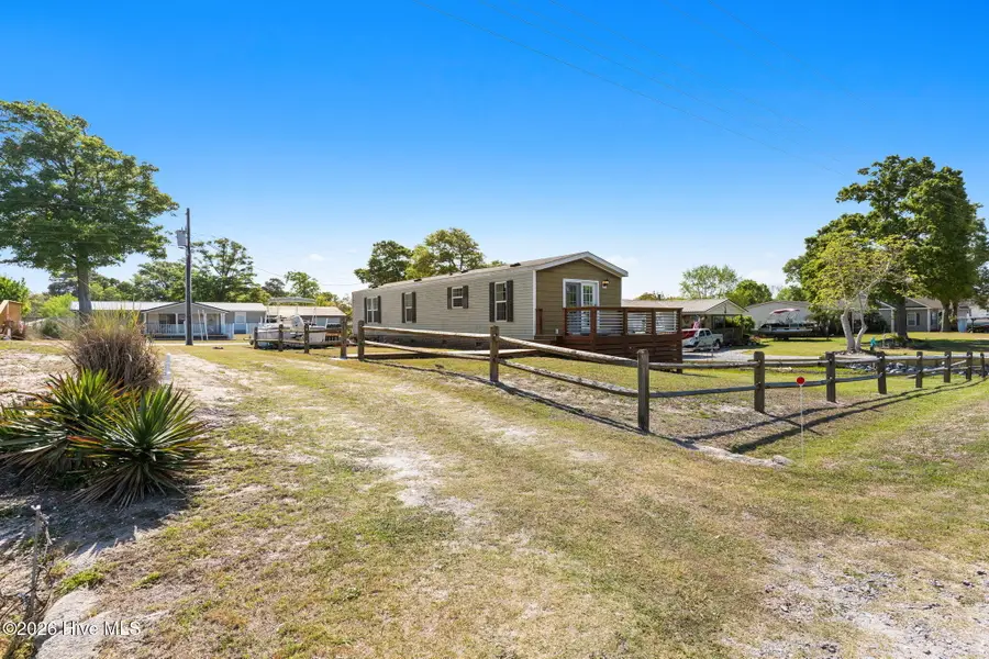 2262 W Tanglewood Drive Sw, Supply, NC 28462 - #2