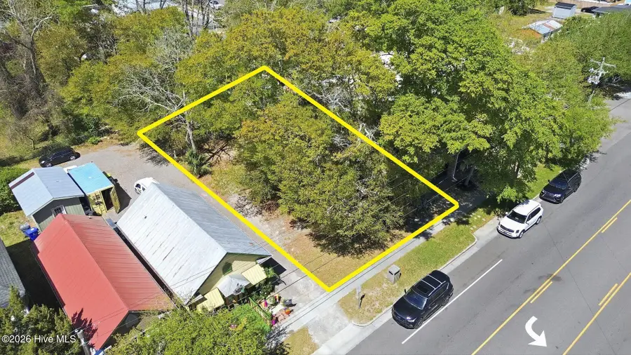 413 N Howe Street, Southport, NC 28461 - #2