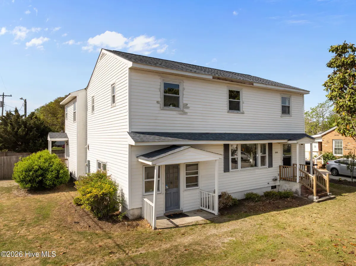 2501 Avery Street, Morehead City, NC 28557 - #1