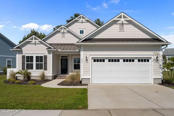 559 Moss Lake Lane, Holly Ridge, NC 28445