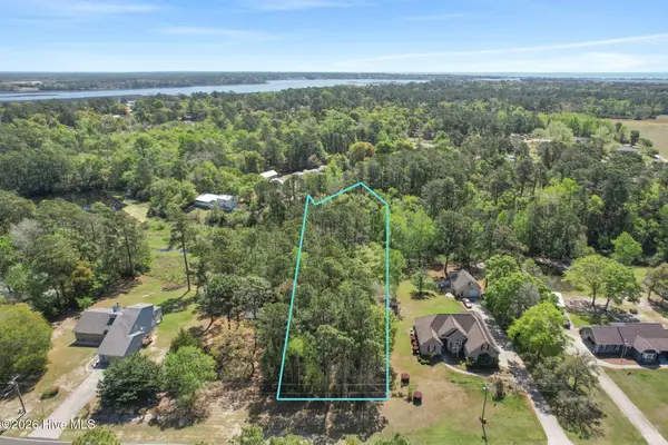 173 Riverside Drive, Varnamtown, NC 28462