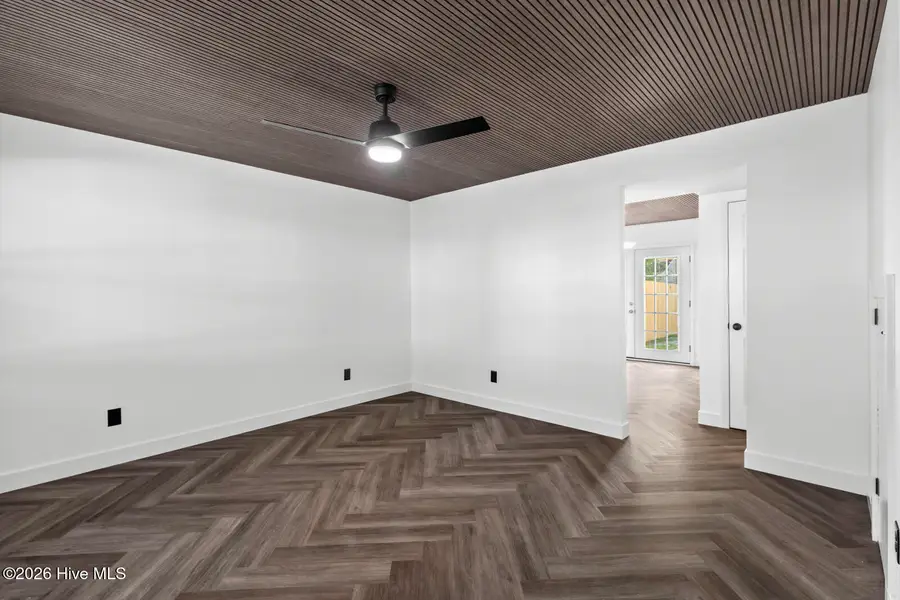 405 Myrtlewood Circle, Jacksonville, NC 28546 - #2