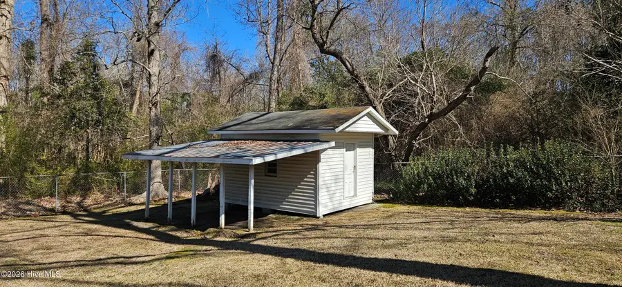 118 Forest Drive W, Whiteville, NC 28472 - #2