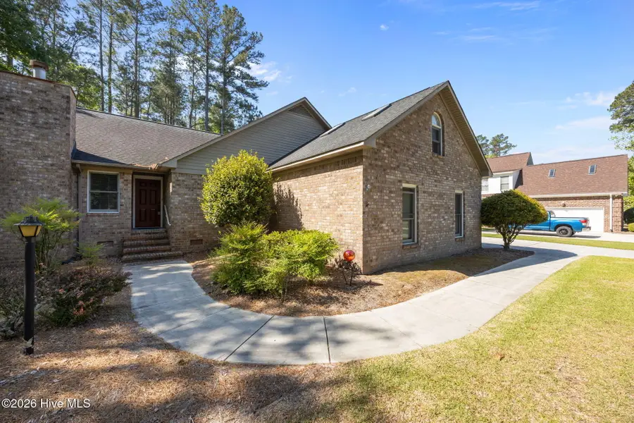 120 Saint Andrews Circle, New Bern, NC 28562 - #2