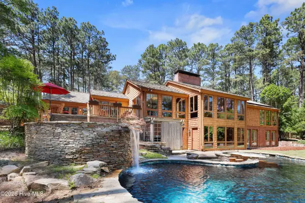 90 El Dorado Street, Pinehurst, NC 28374