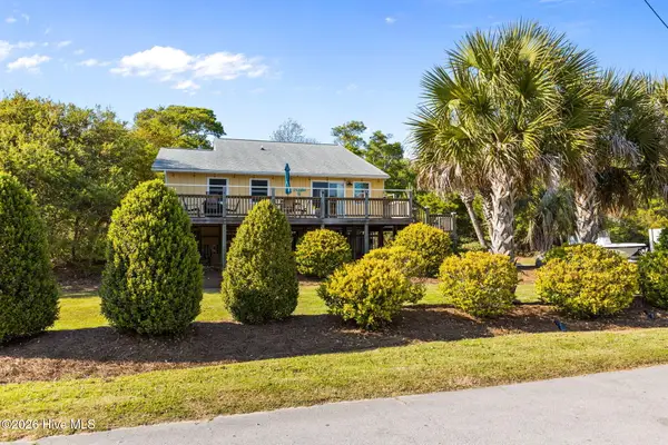 7028 Archers Creek Drive S, Emerald Isle, NC 28594
