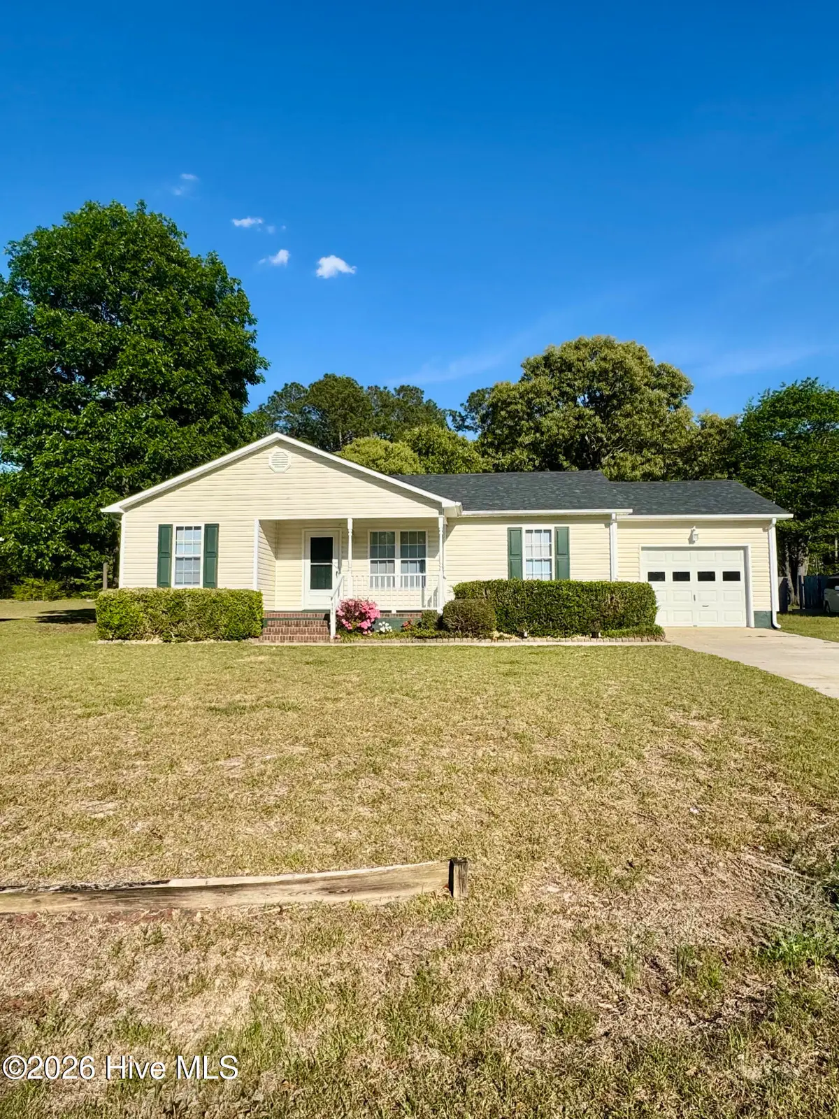 209 Chokecherry S, Richlands, NC 28574 - #1