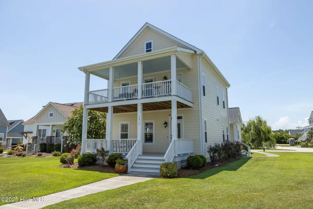 1315 Barnacle Lane, Morehead City, NC 28557 - #1