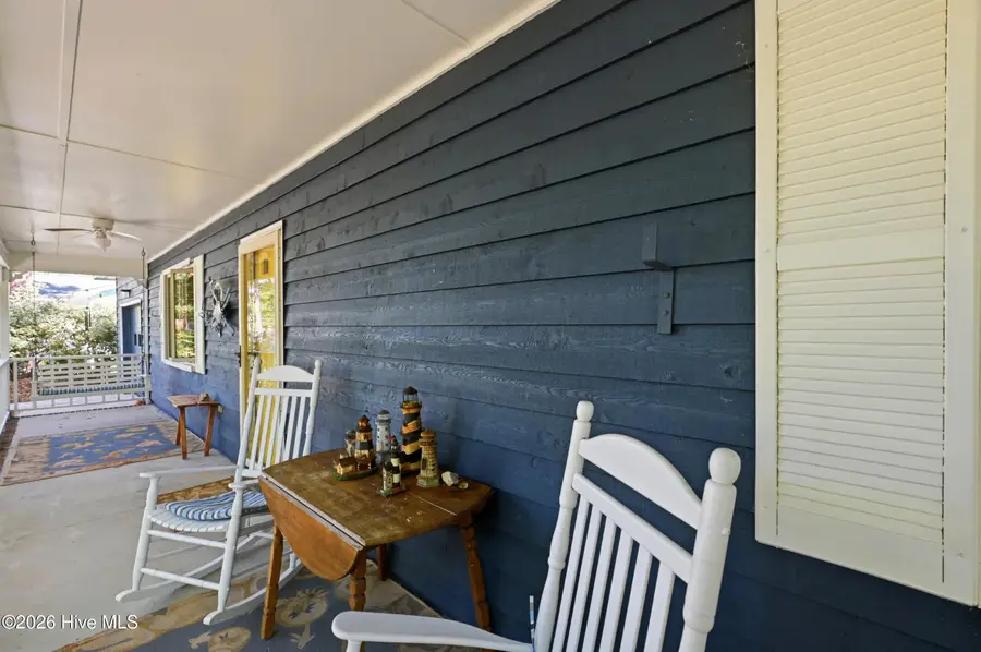 227 E 11th Street, Southport, NC 28461 - #3