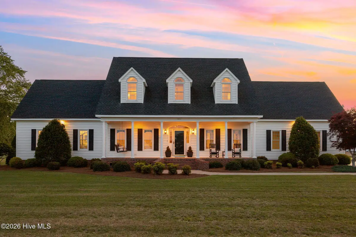 1314 Windbrooke Drive, Grimesland, NC 27837 - #1