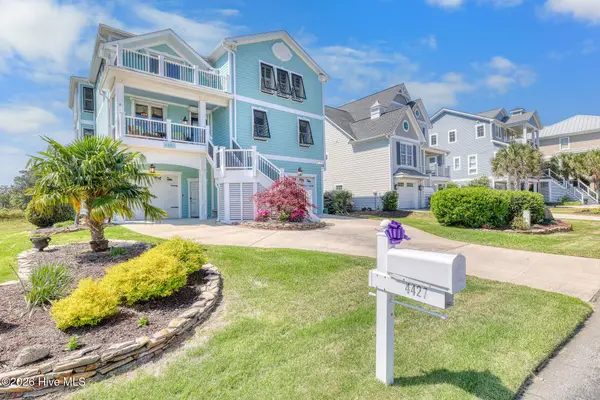 4427 Midshipman Court Se, Southport, NC 28461