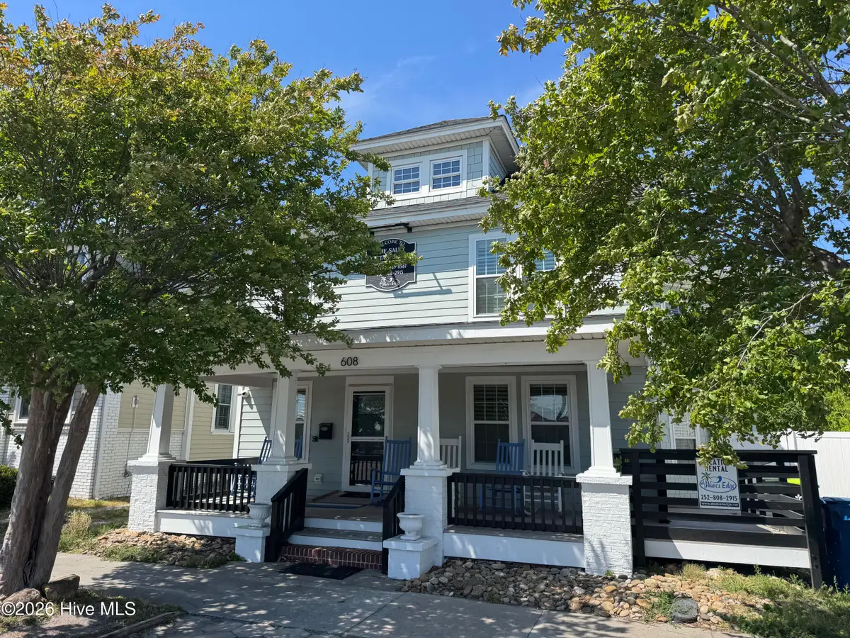 608 Arendell Street, Morehead City, NC 28557 - #1