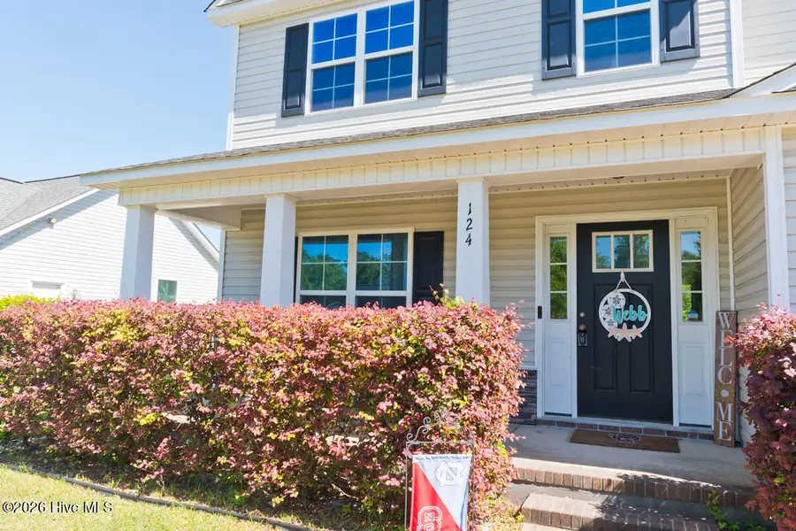 124 Waterford Way, Maysville, NC 28555 - #3