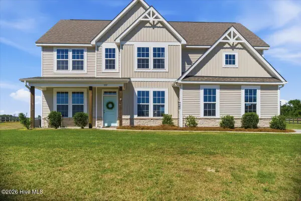 339 Rocking Horse Lane, Raeford, NC 28376