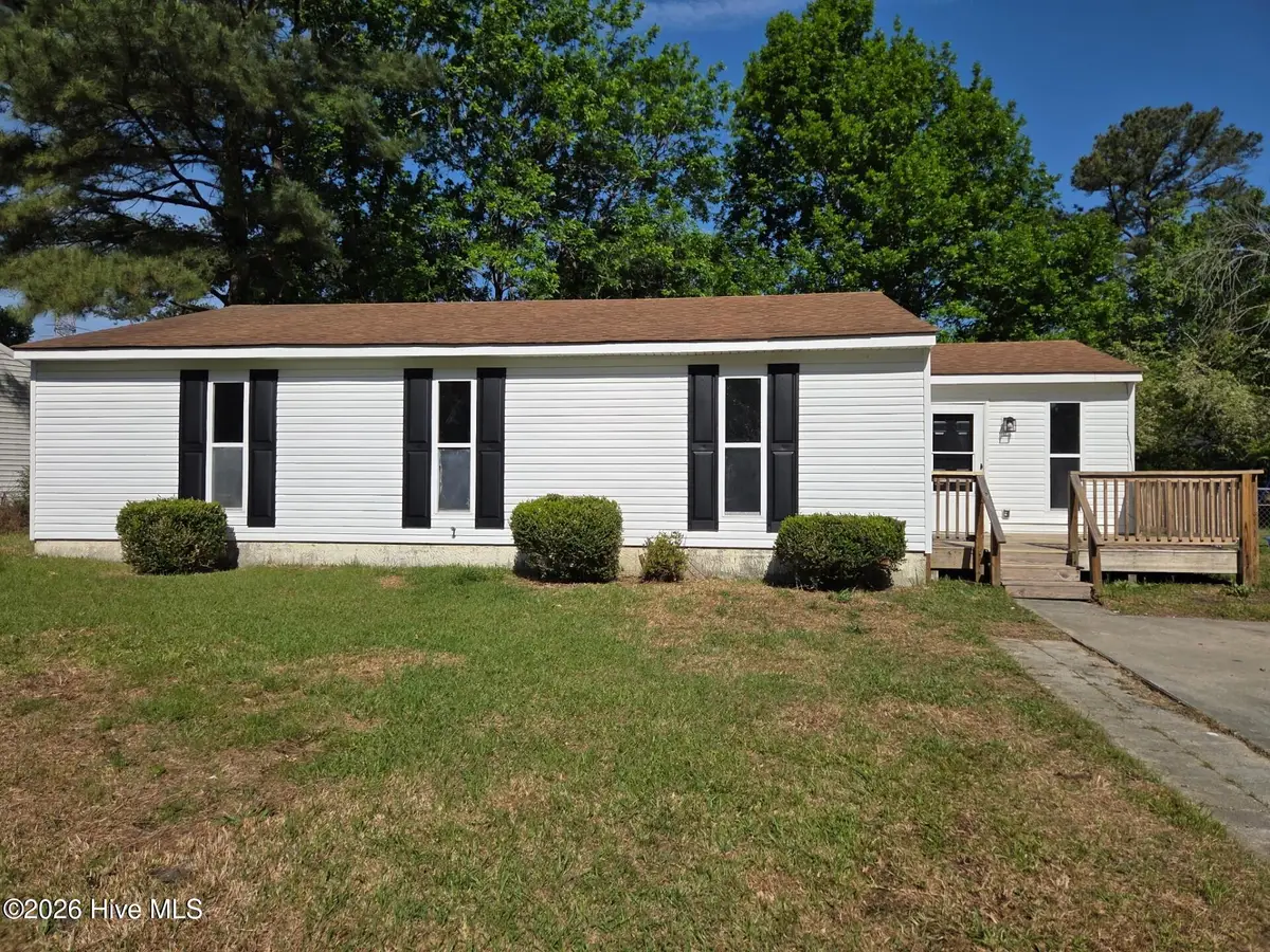 6 Lakewood Court, Jacksonville, NC 28546 - #1