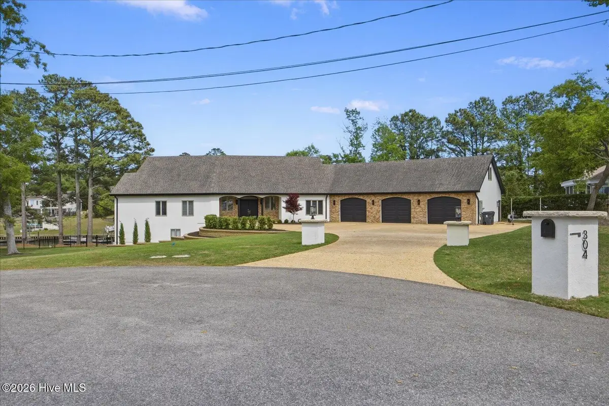304 Gull Road, Hampstead, NC 28443 - #1